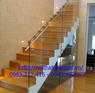 Cầu thang kính cao cấp PT23