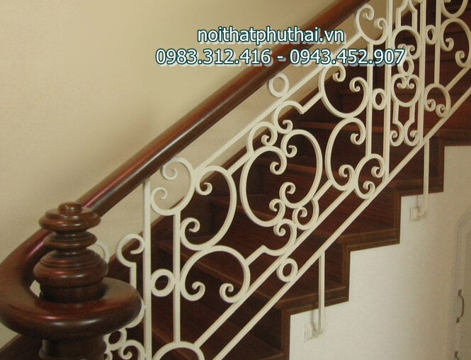 Cầu thang sắt nghệ thuật PT11